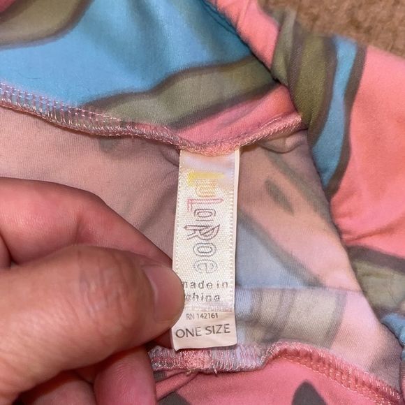 Lularoe buttery soft unicorn watermelon pink blue green leggings os one size - Picture 3 of 3